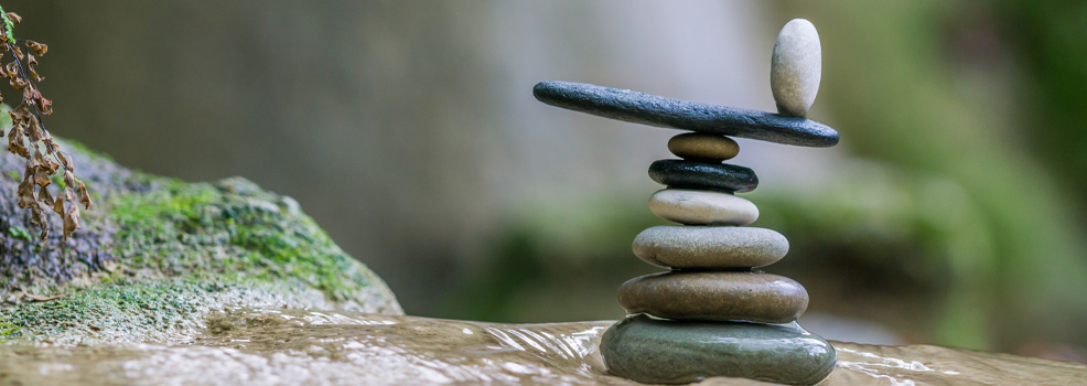 Piedras de zen equilibradas