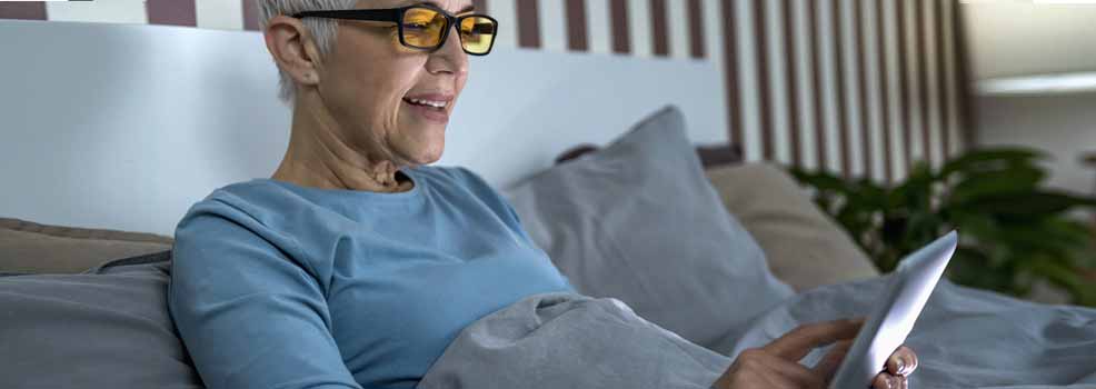 blue light blocking glasses